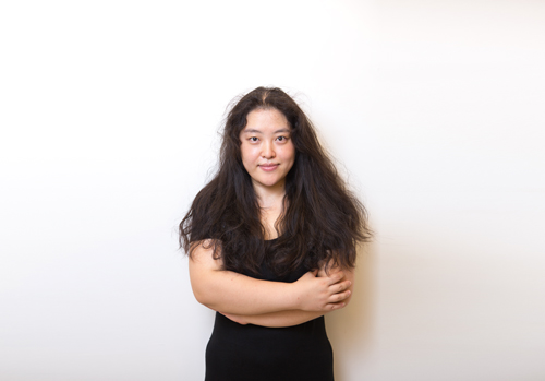 Amy Qu before the makeover