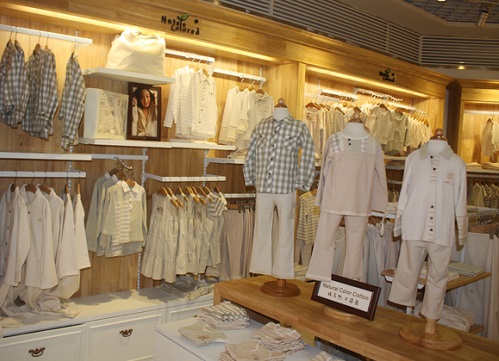 Nature Colored's gear may make your kid look a little bit like a washed-out Hare Krishna, but we're talking about your child's health here