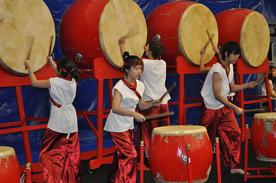 Dulwich Chinese Drum Ensemble entertainment at Sports Dome opening.