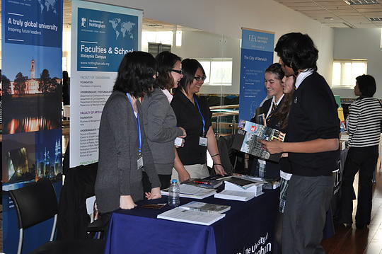 BSB students talk to university representatives.