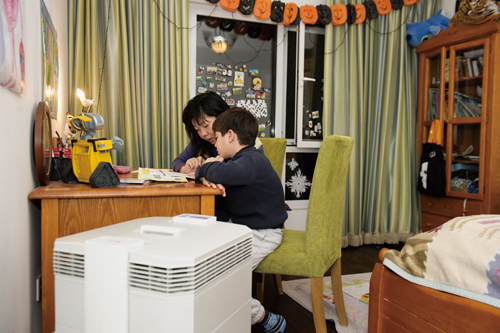 Brando breathes easy at home with an air purifier