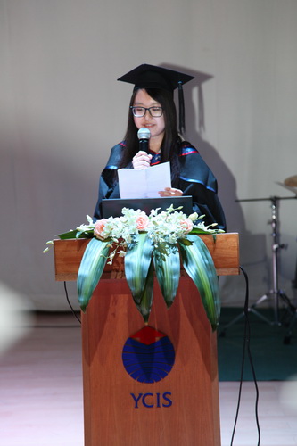 Valedictorian speaker Michelle Lam