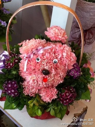 Who knew flowers could turn into such a cute puppy?