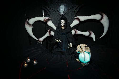 Invitation to the relm of darkness