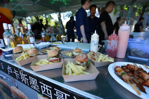 How cute are these little burgers?