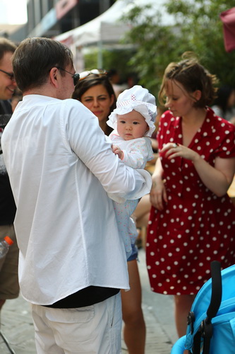 Oh awwwww, she wasn't going to be left out of the fun.