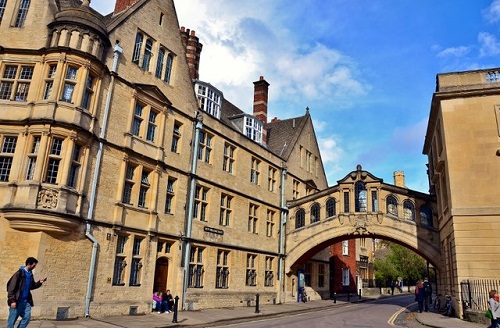 bridge of sighs at oxford university