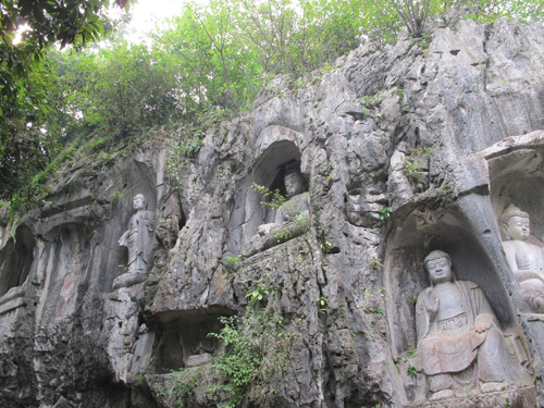 The stone carvings of Feilai Feng at Lingyin Temple. Photo by Jerry Chan