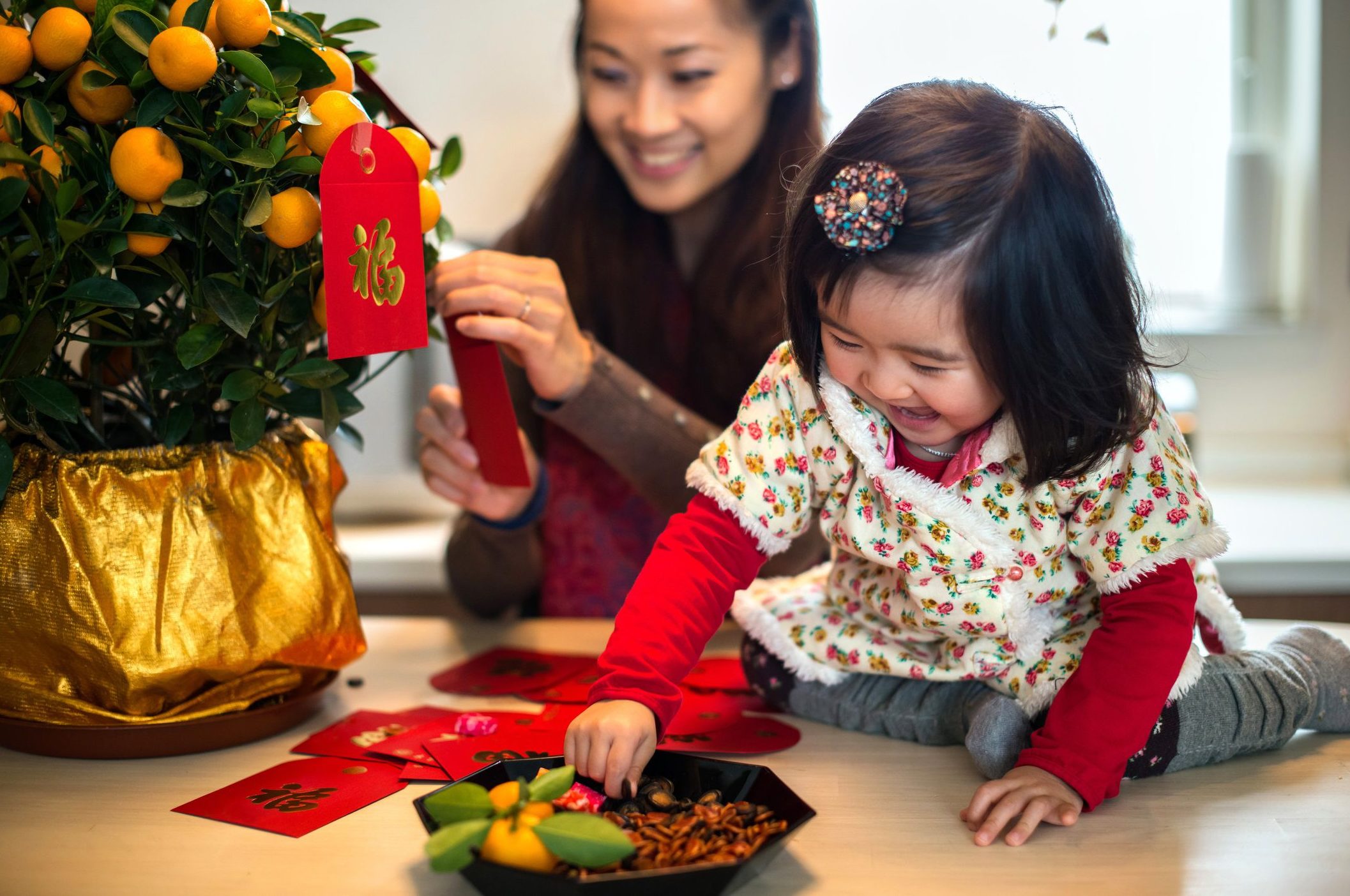 Gift-giving Etiquette and Traditions in China | beijingkids online | Beijing | January ...