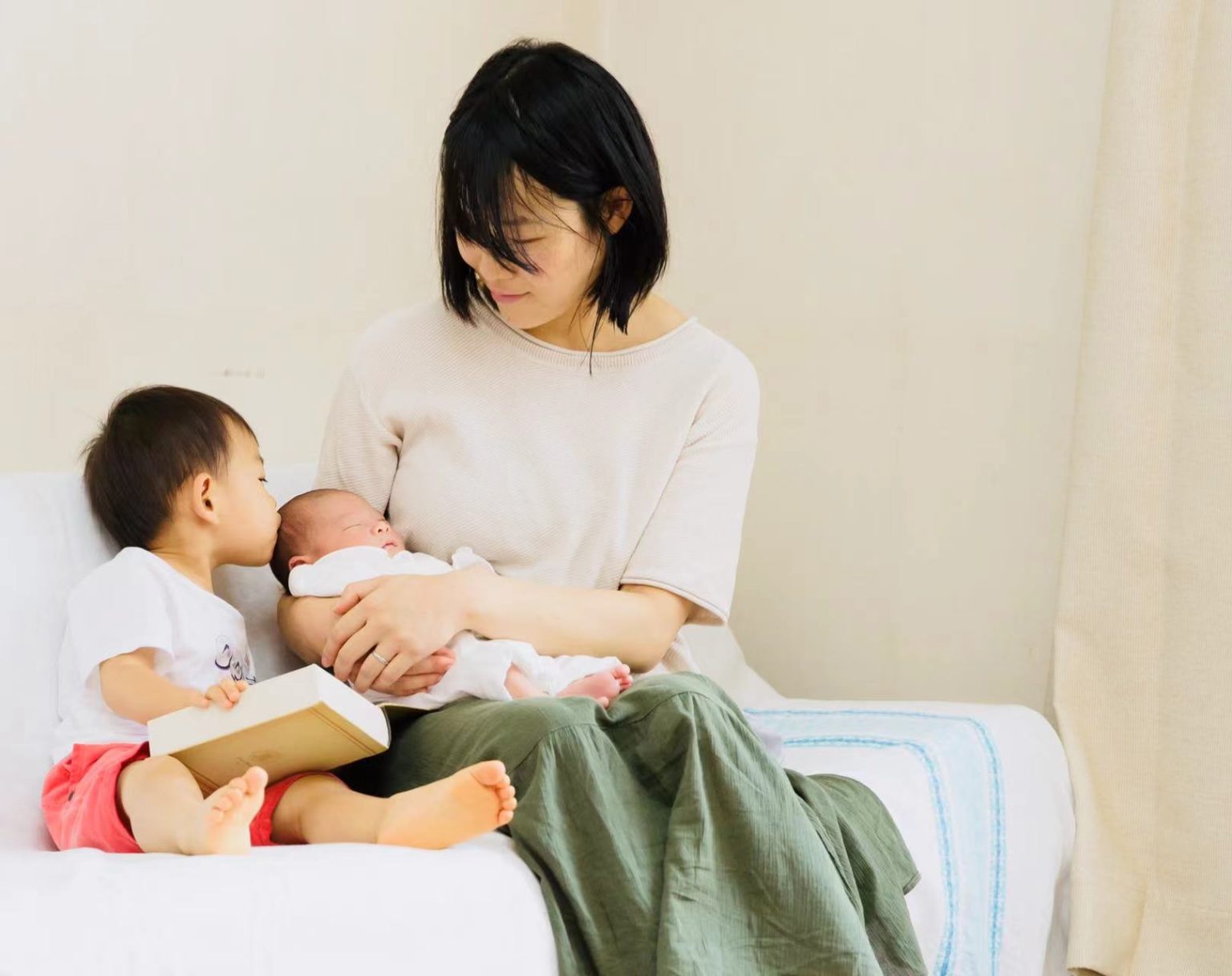 RIE Parenting Makes Diaper Changing Meaningful for Kids and Parents